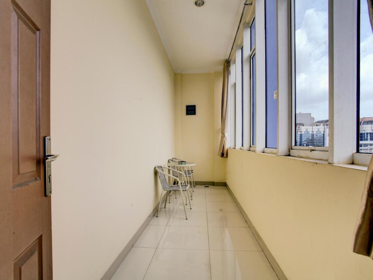 Oyo 90141 3A Syariah Hotel Jakarta Kültér fotó